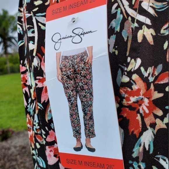 JESSICA Simpson Black Floral Cadie Ankle Pants Size M - Picture 1 of 10